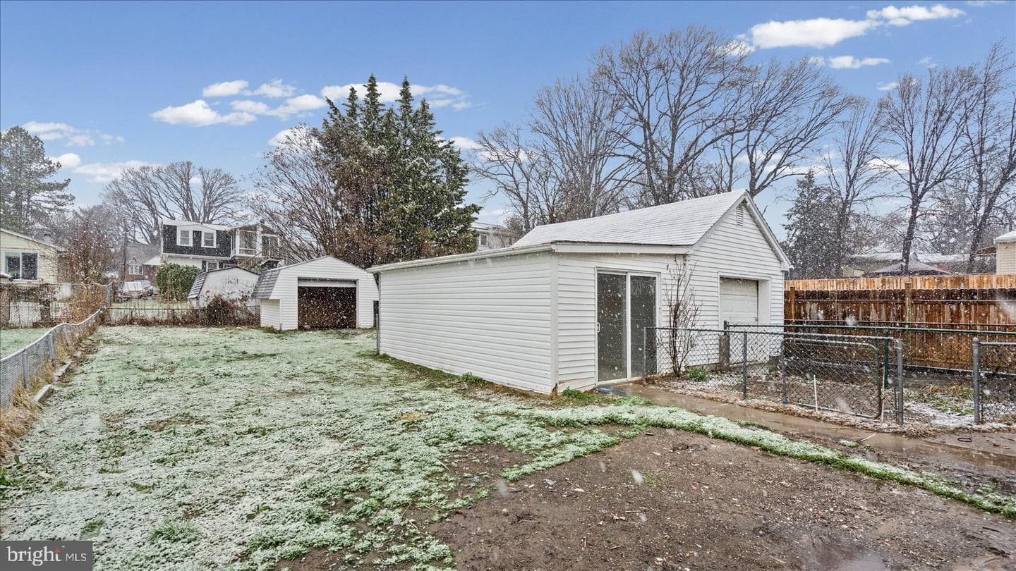 7416 Poplar Avenue photo 26