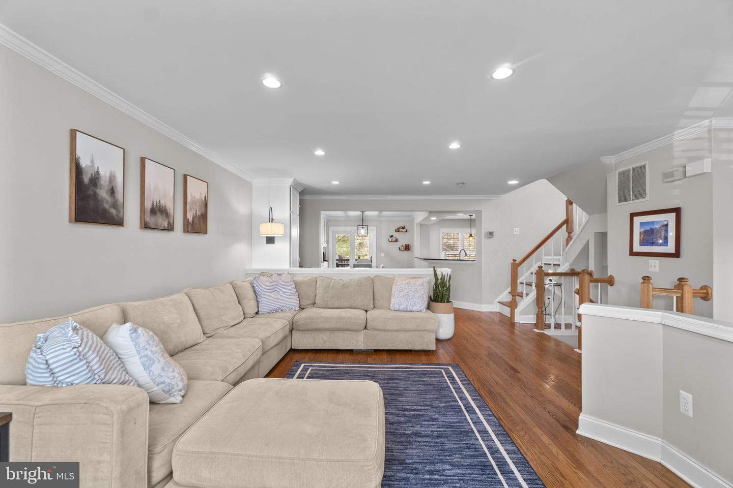11912 Thurloe Drive photo 7