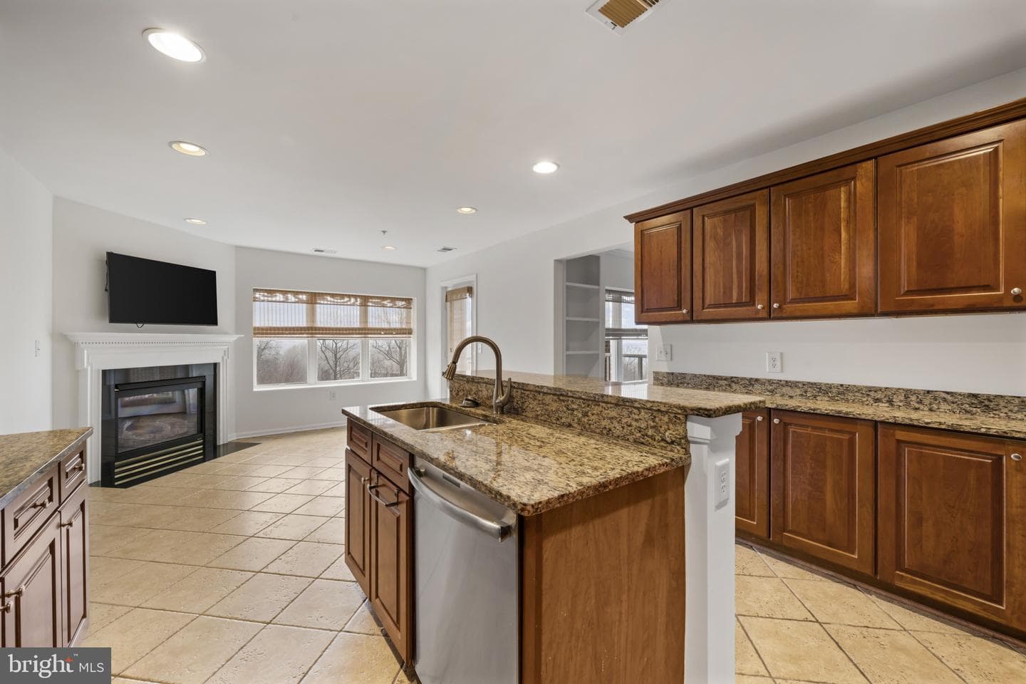 12246 Roundwood Road #707 photo 10