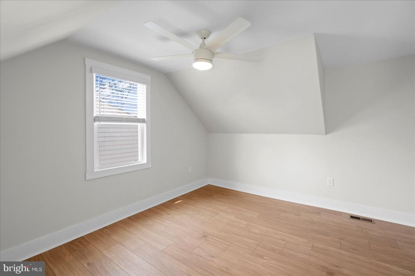 510 Overcrest Road photo 34
