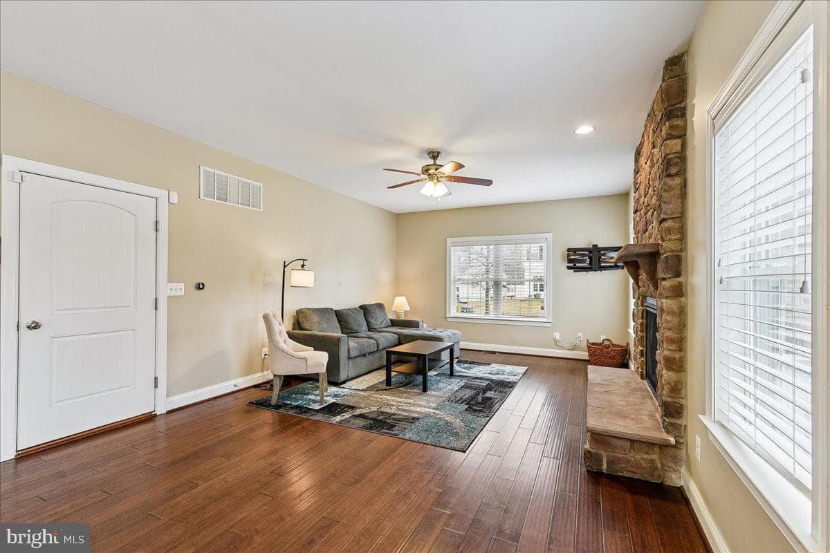7526 Gilley Terrace photo 17
