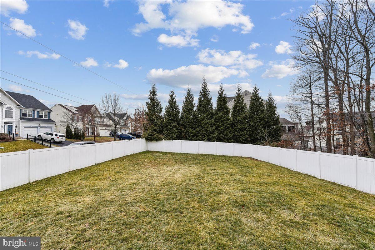 7526 Gilley Terrace photo 6