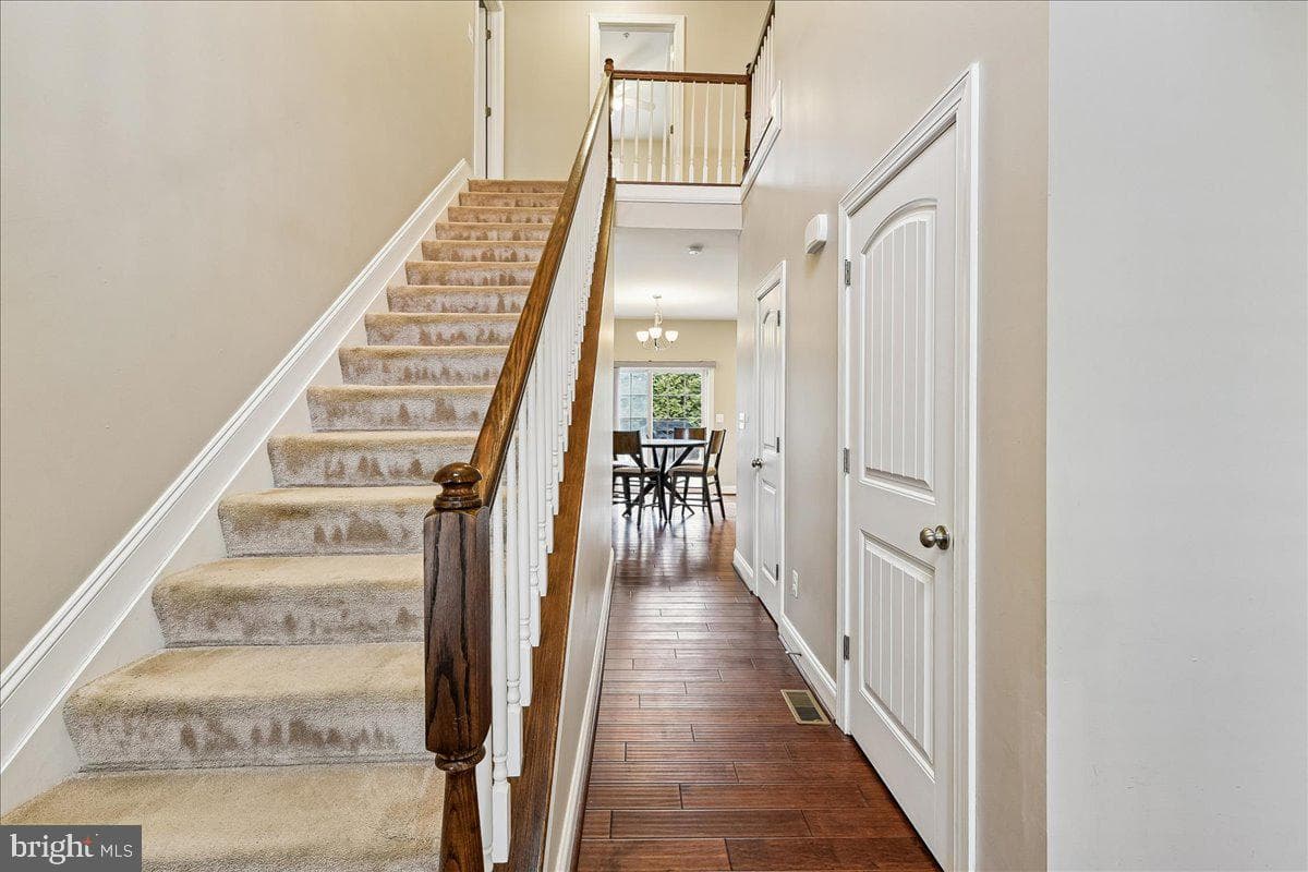 7526 Gilley Terrace photo 8
