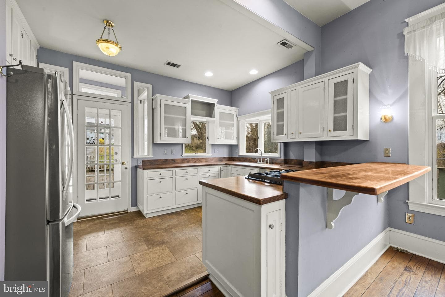 1704 Forsythia Lane photo 8