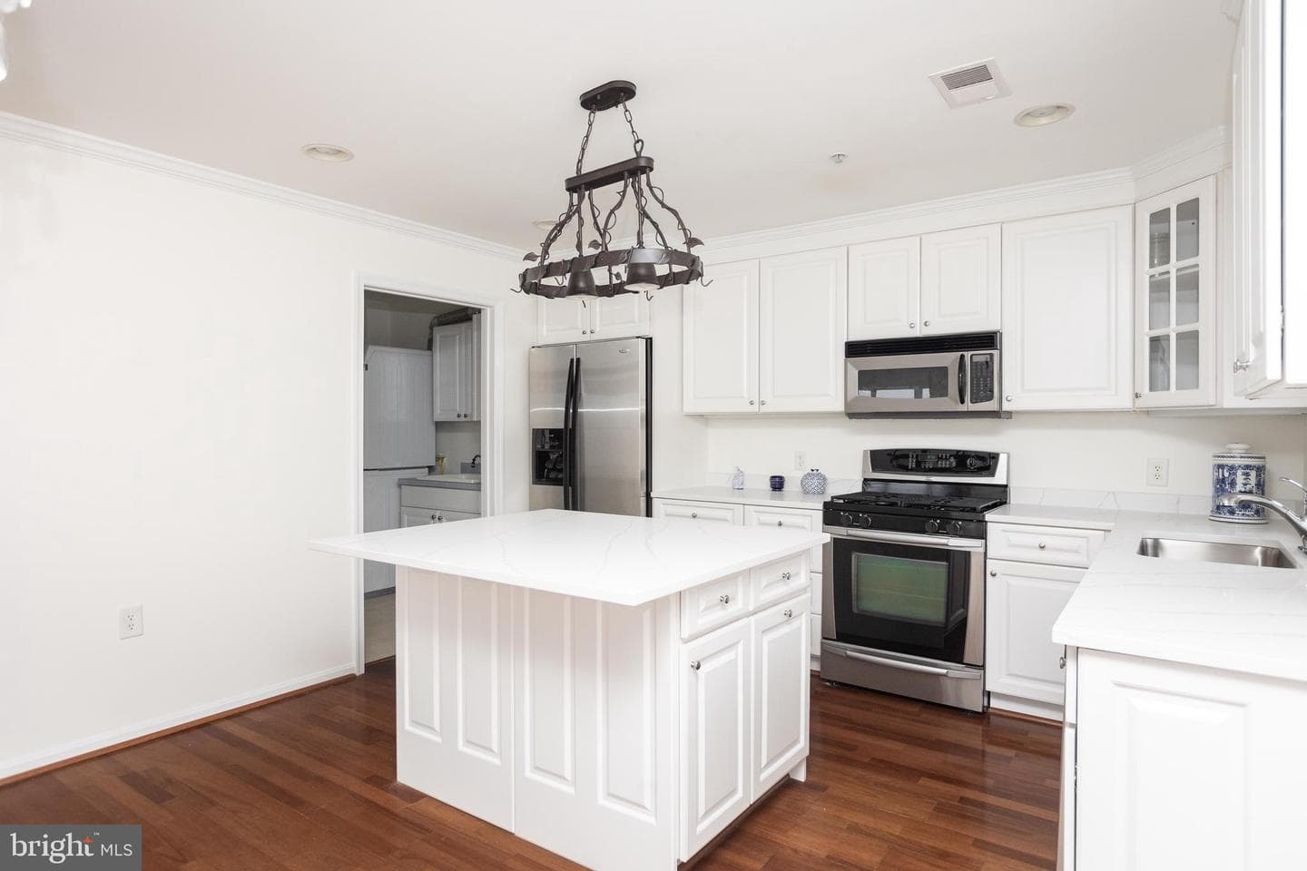 12251 Roundwood #508 photo 6