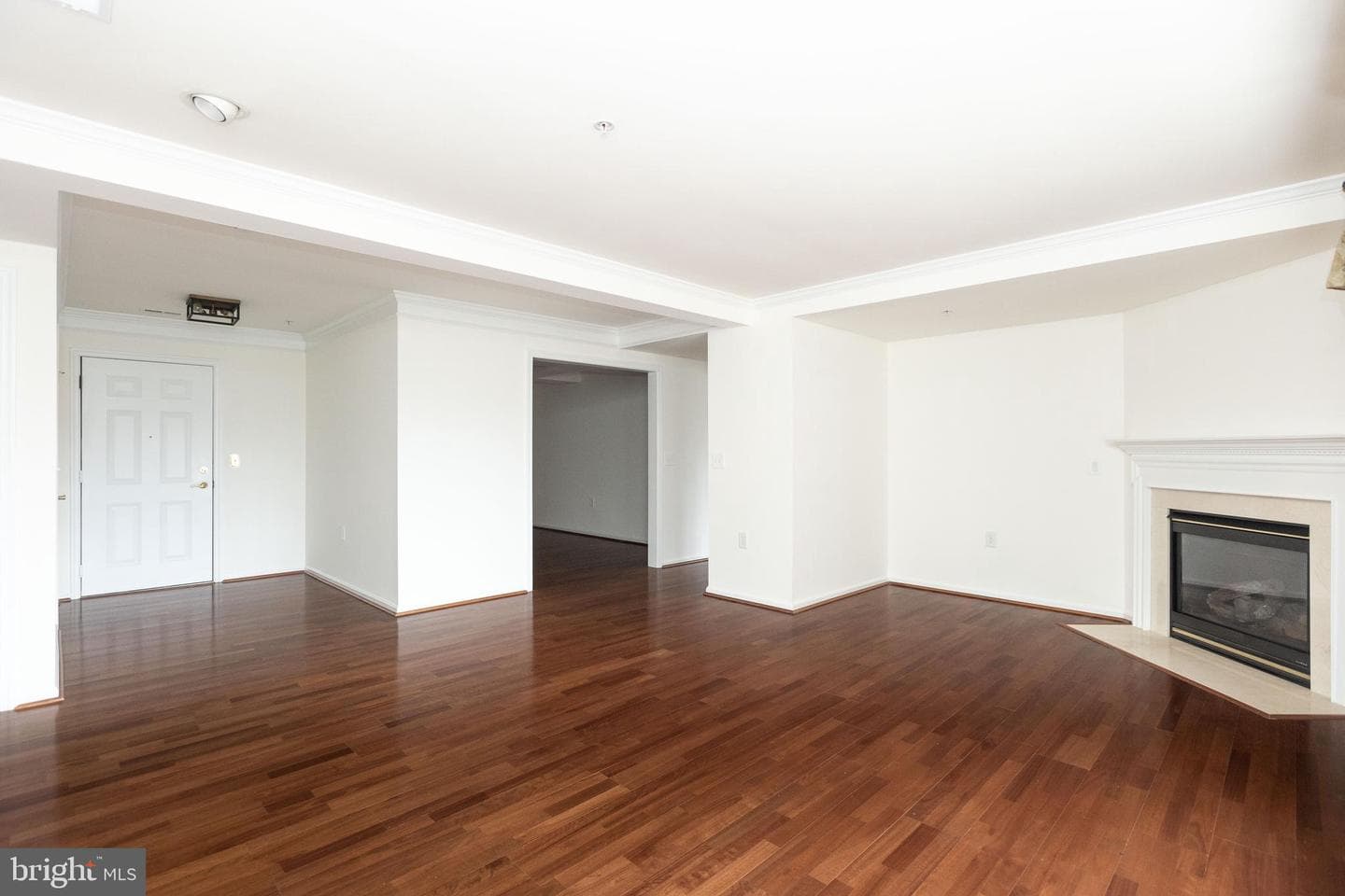 12251 Roundwood #508 photo 8