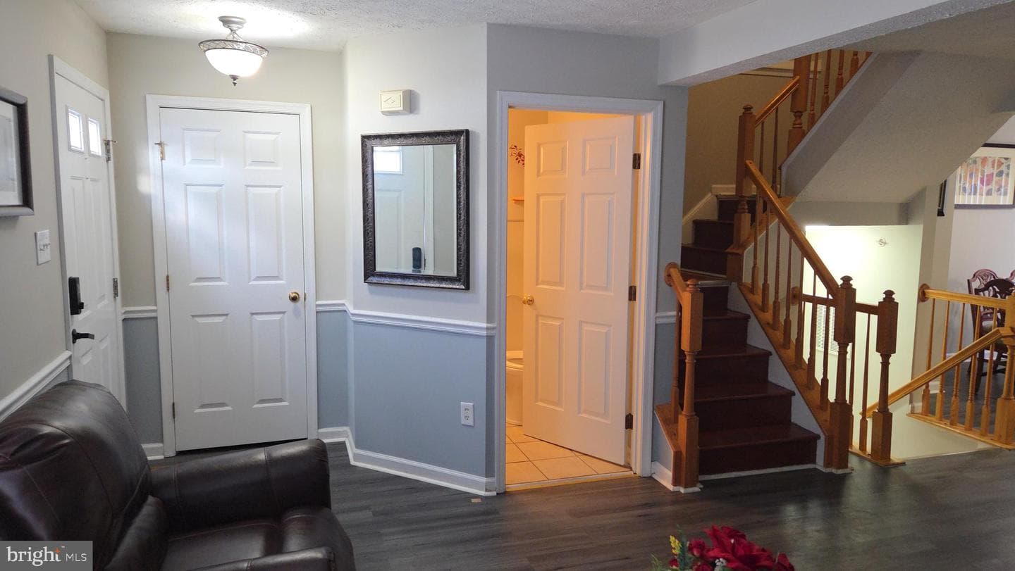 5022 Finsbury photo 11