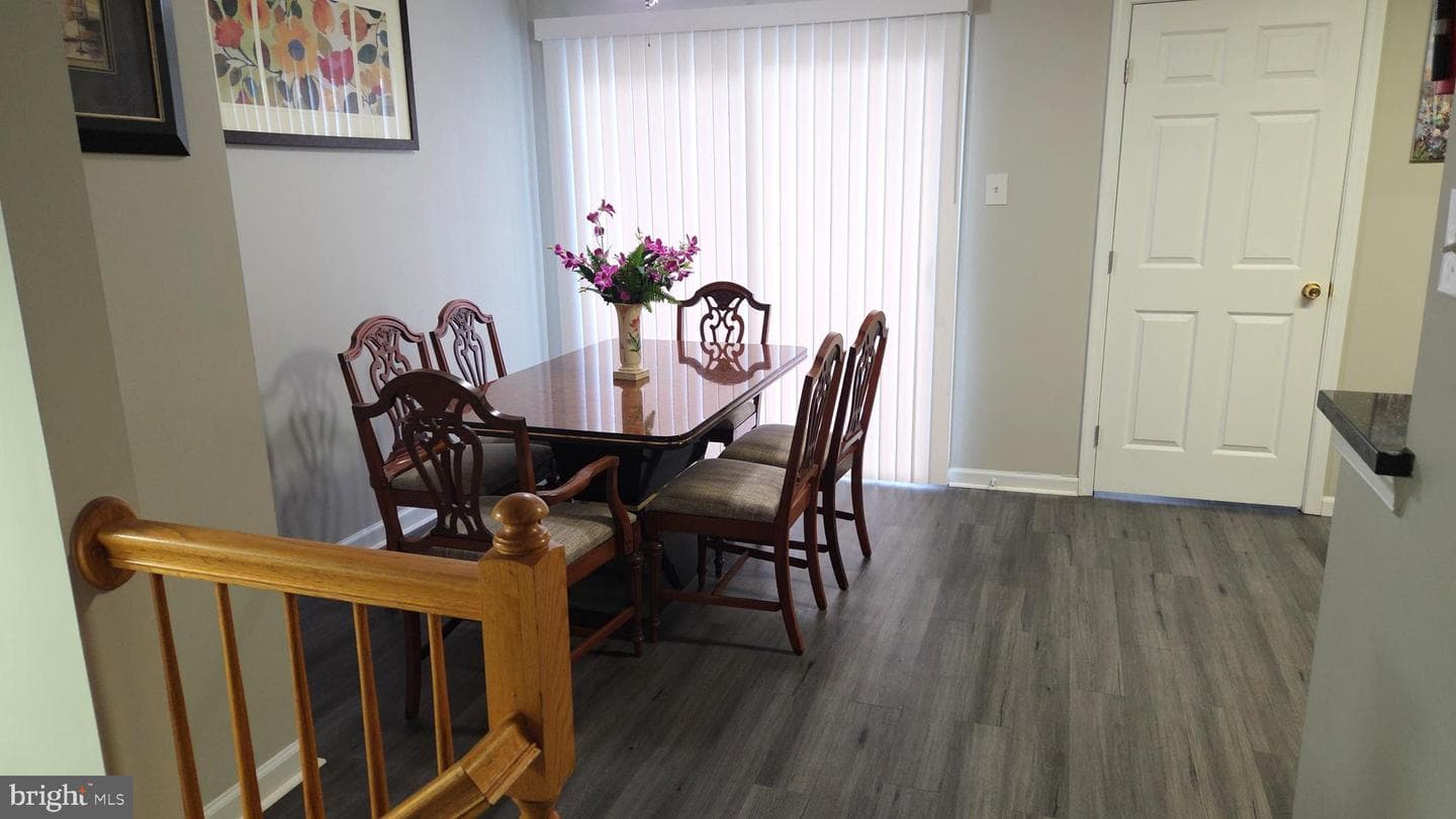 5022 Finsbury photo 14