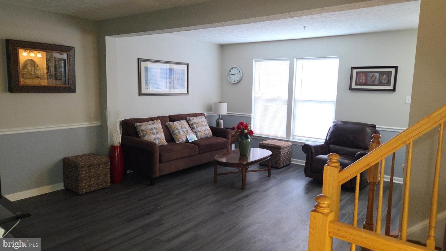 5022 Finsbury photo 32