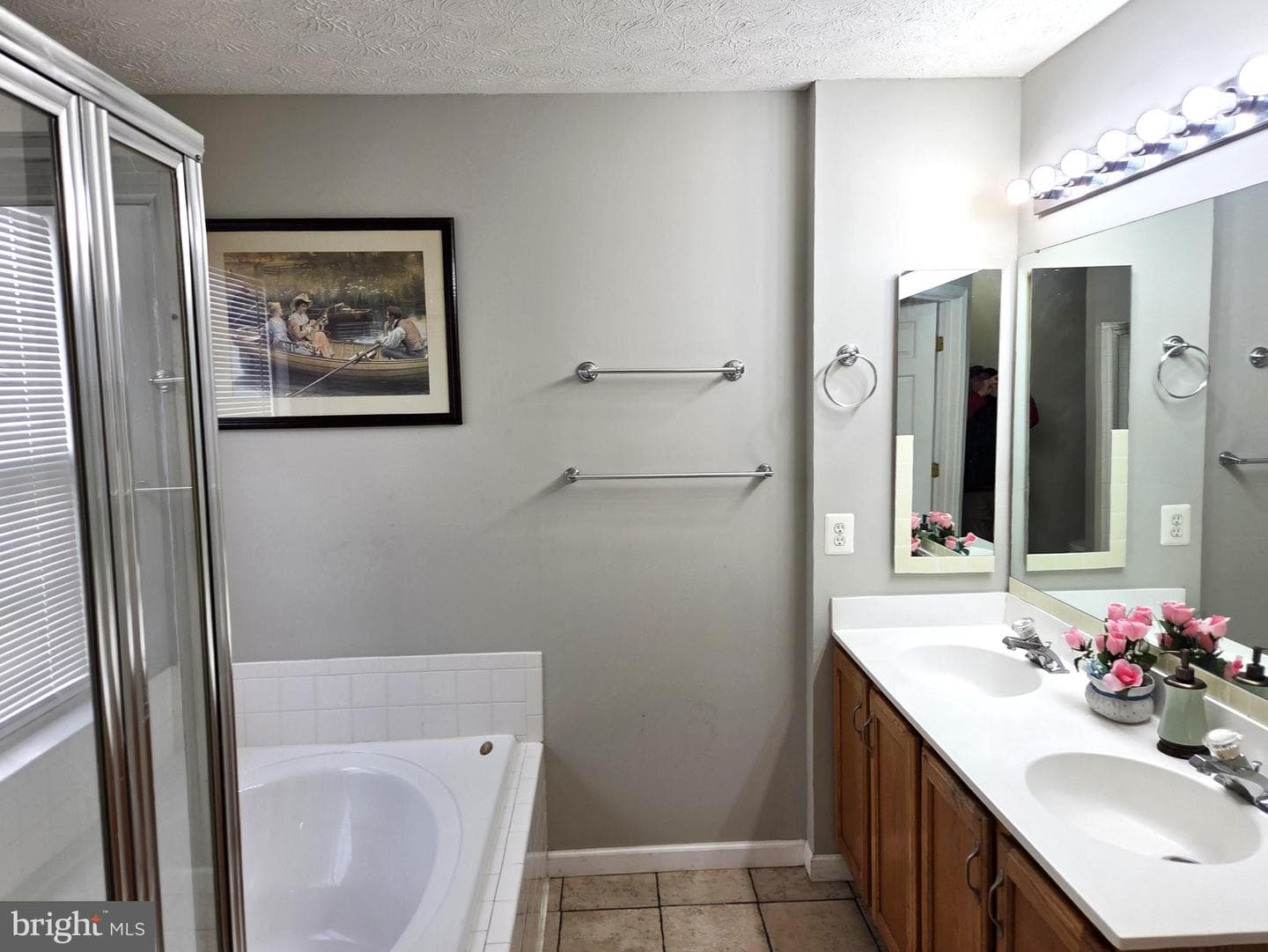5022 Finsbury photo 48