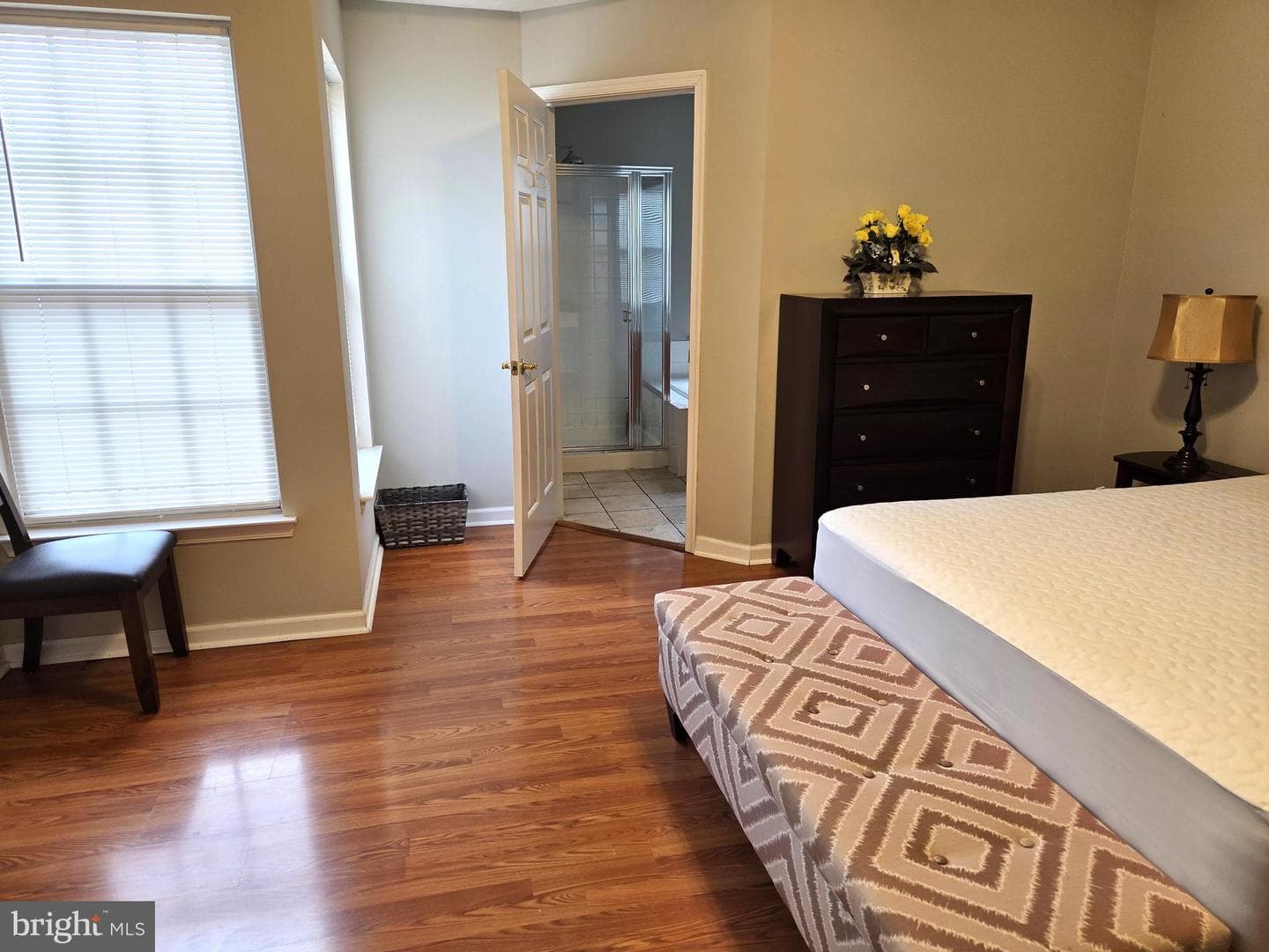 5022 Finsbury photo 53