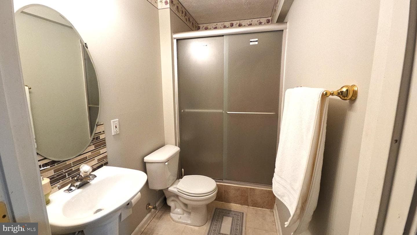 5022 Finsbury photo 76