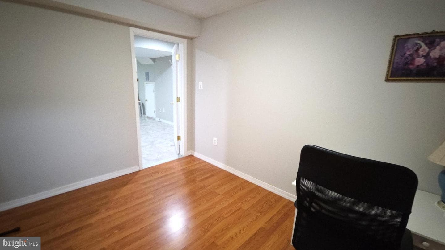 5022 Finsbury photo 82