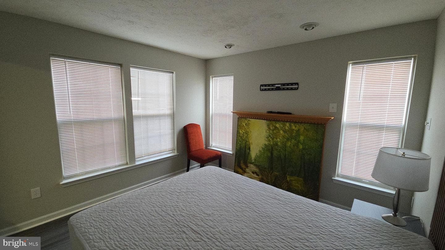 5022 Finsbury photo 93
