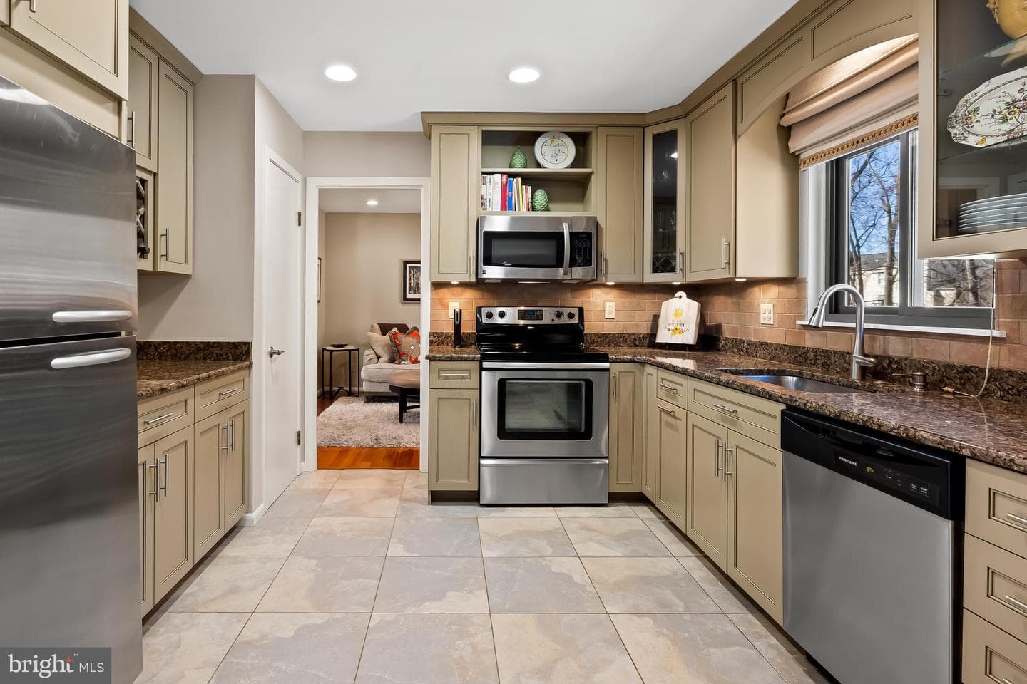 12128 Velvet Hill Drive photo 10