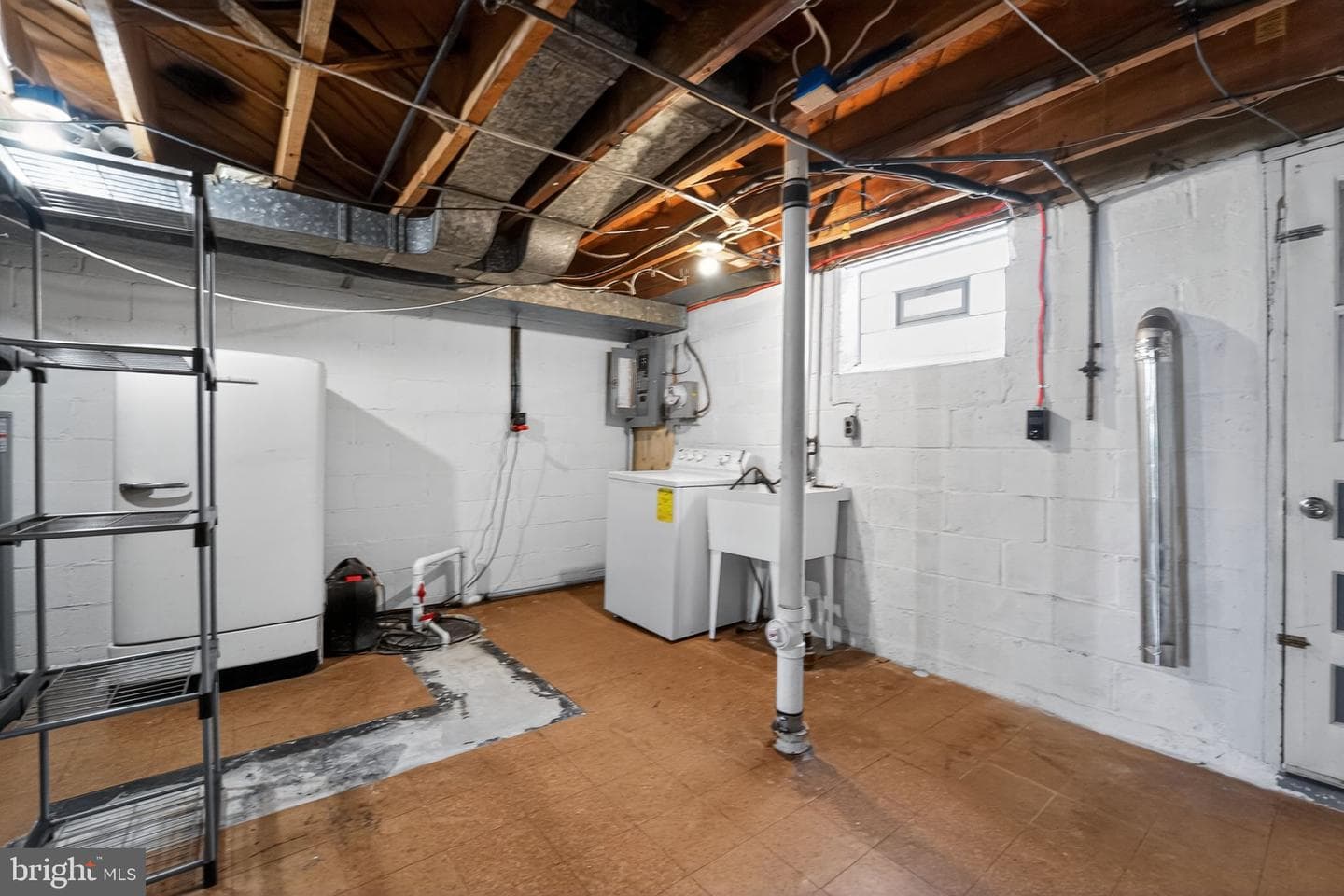 5562 Dolores Avenue photo 28