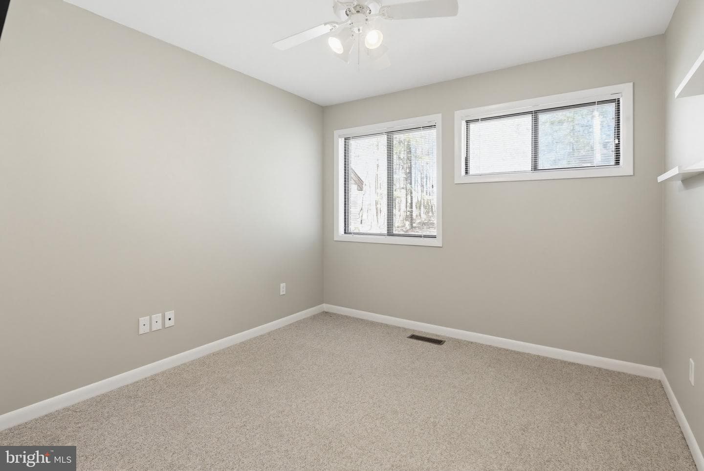 4 Chellis Court photo 29