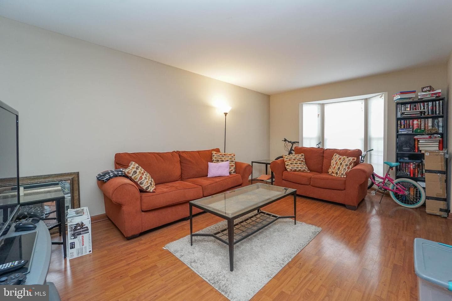 23 Woodhollow Court photo 3