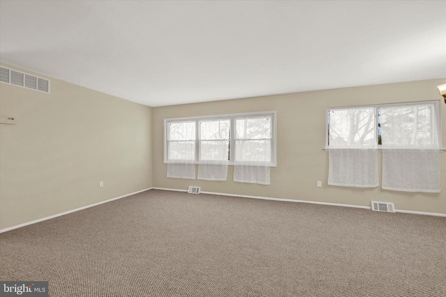 6 Staley Court photo 3