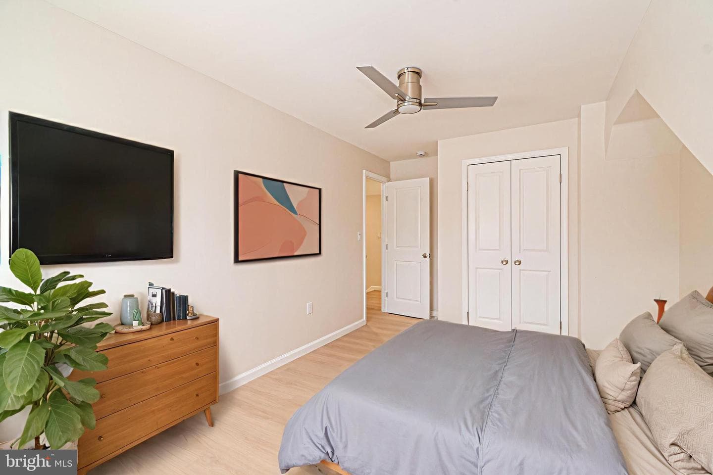 1219 N Point Road photo 15