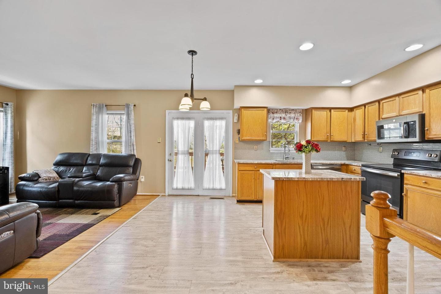 9046 Tarpleys Circle photo 16