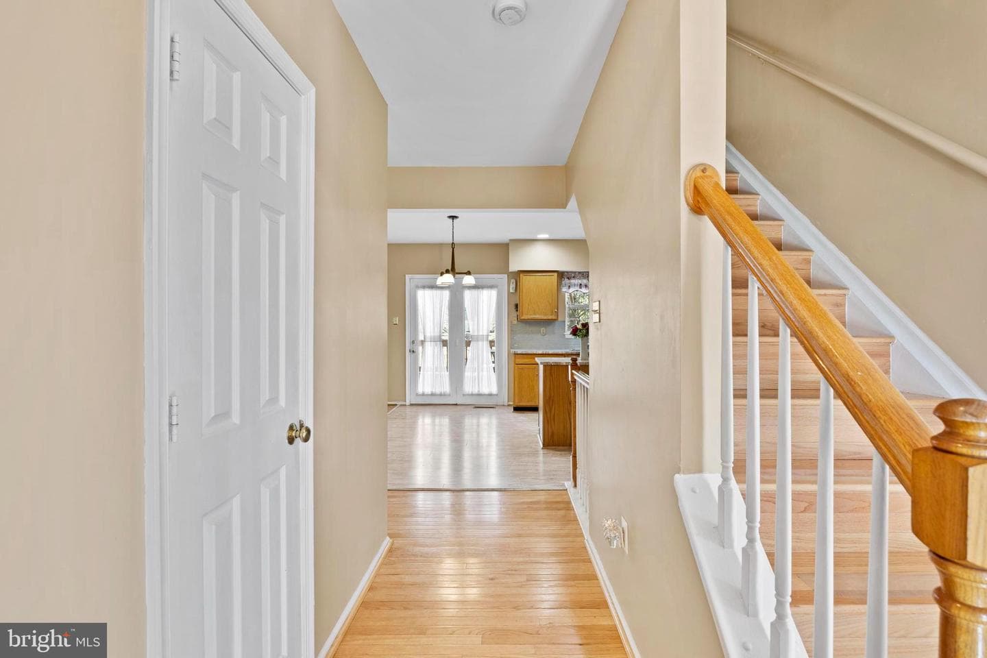 9046 Tarpleys Circle photo 3