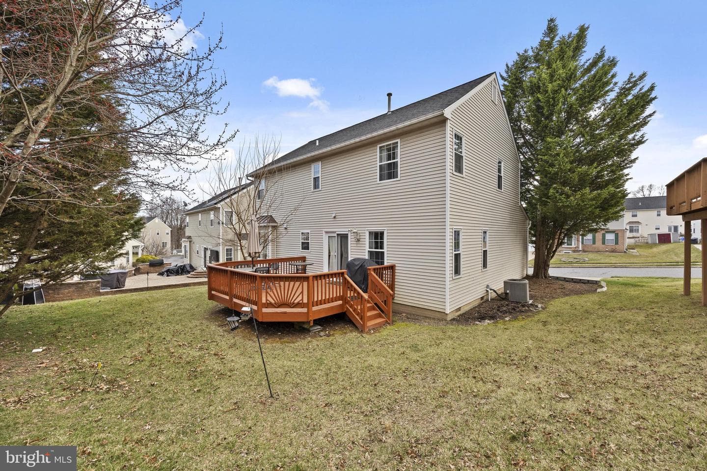 9046 Tarpleys Circle photo 47