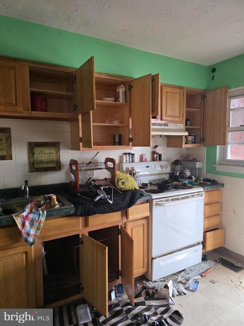 301 Endsleigh Avenue photo 4