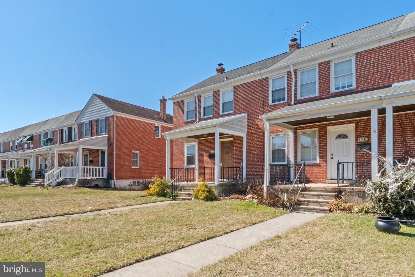 8340 Edgedale Road photo 3