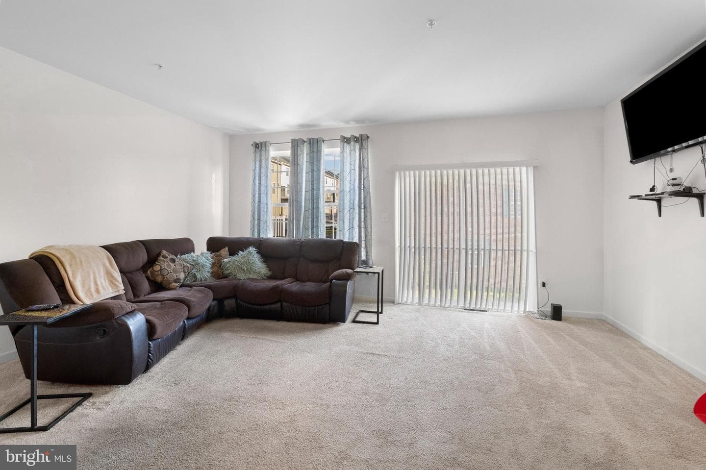 8853 Delegge Road photo 17