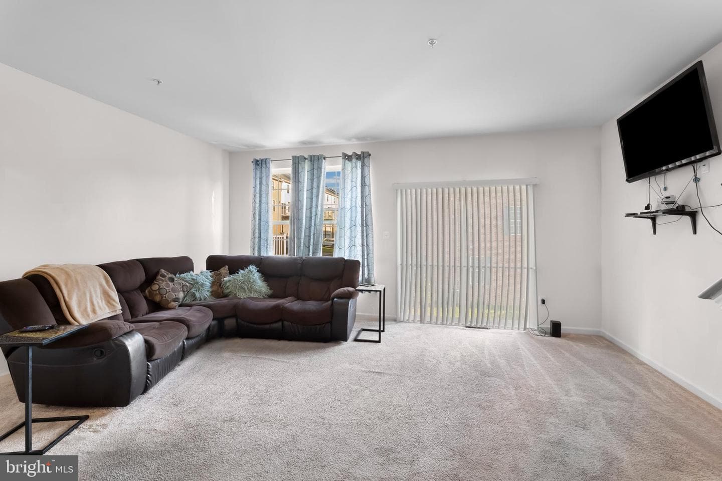 8853 Delegge Road photo 18