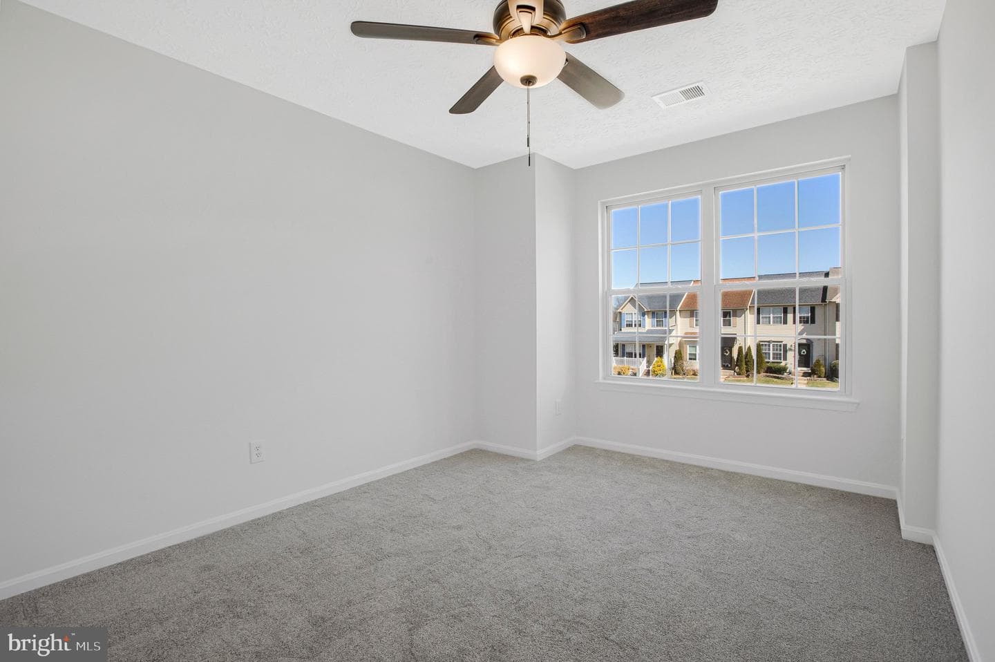 1 Bellhurst Way photo 33