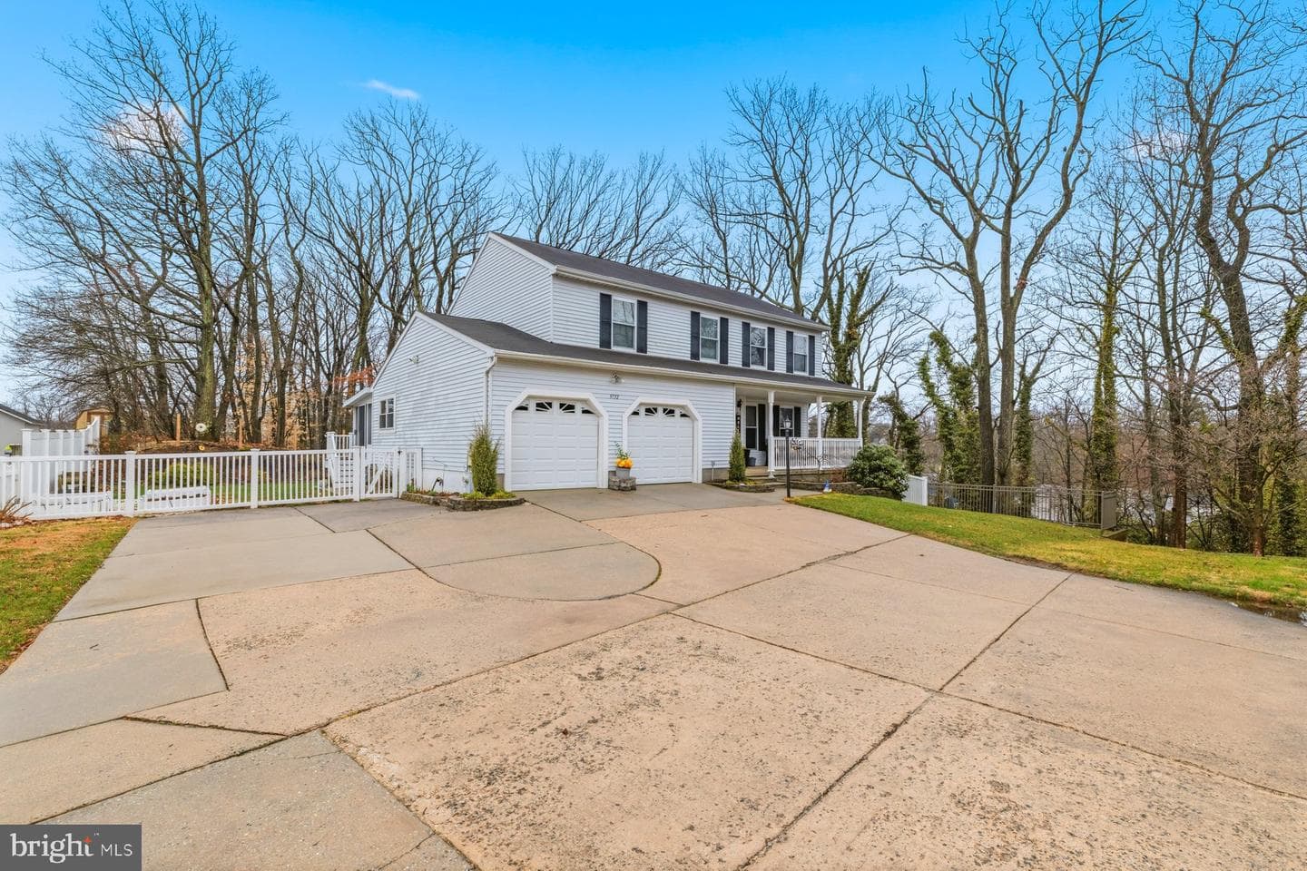 9732 Britinay Lane photo 3