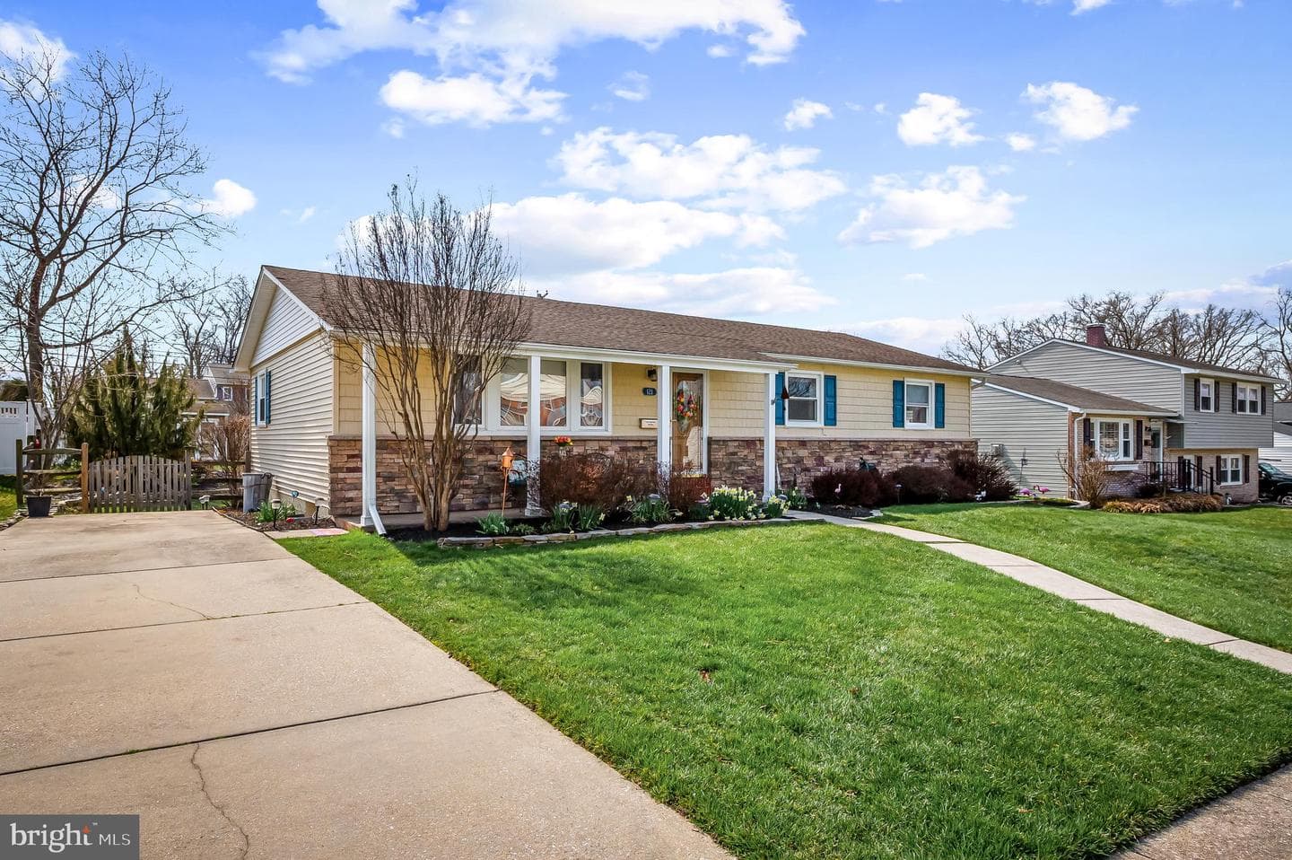 121 Gothard Road photo 2