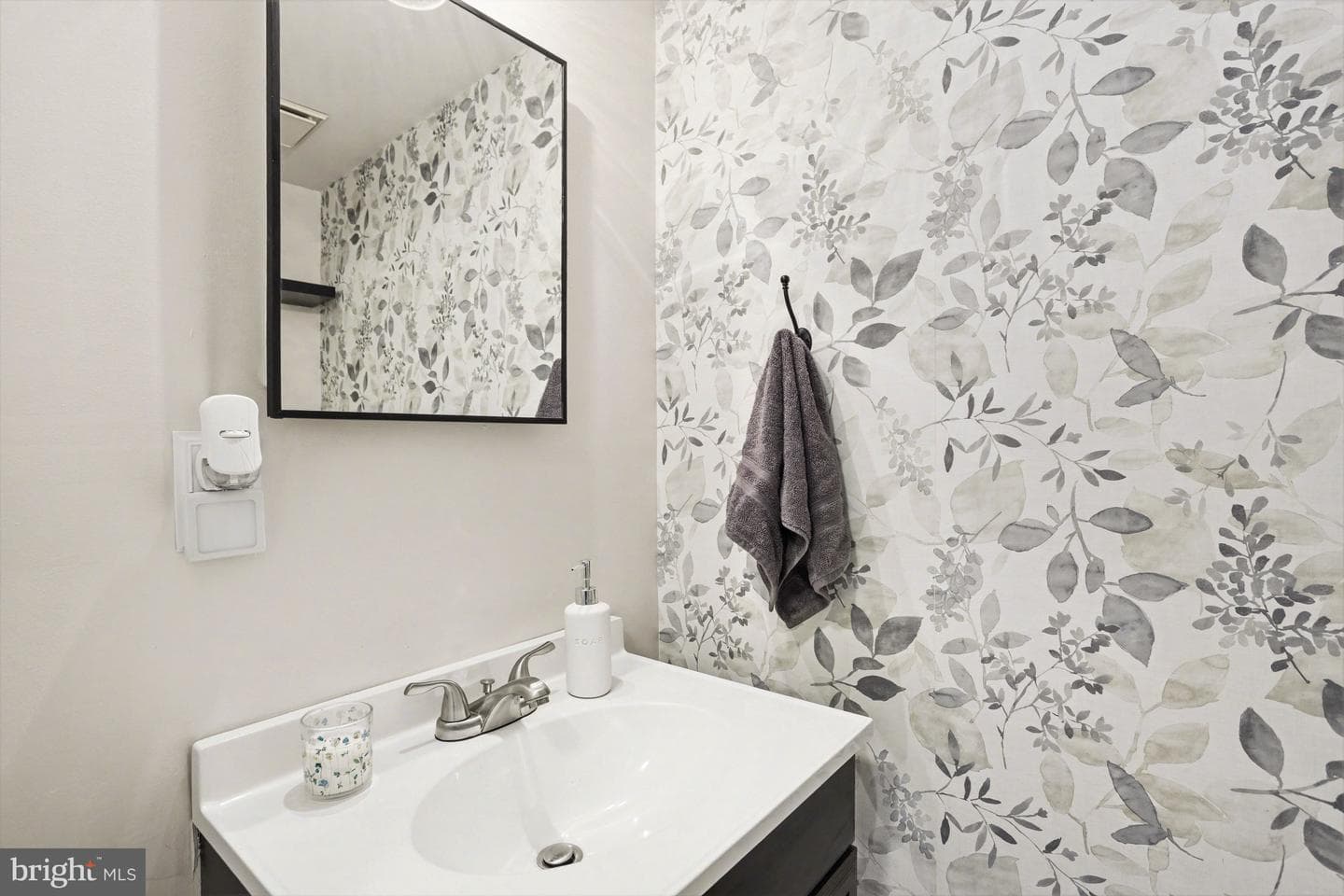 139 Bourbon Court photo 15