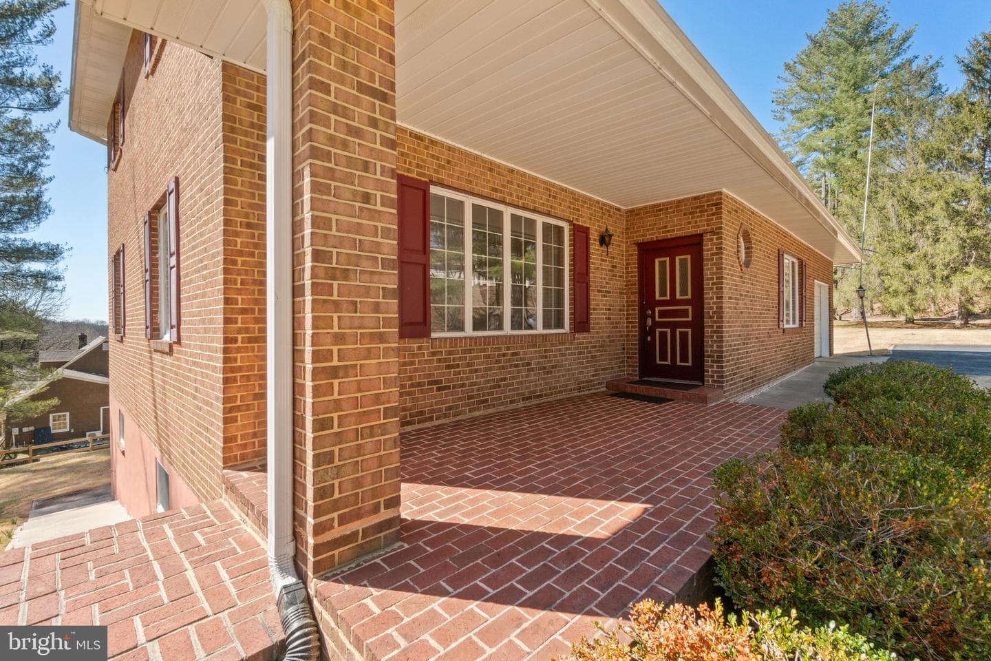 1052 Green Hill Farm Road photo 6
