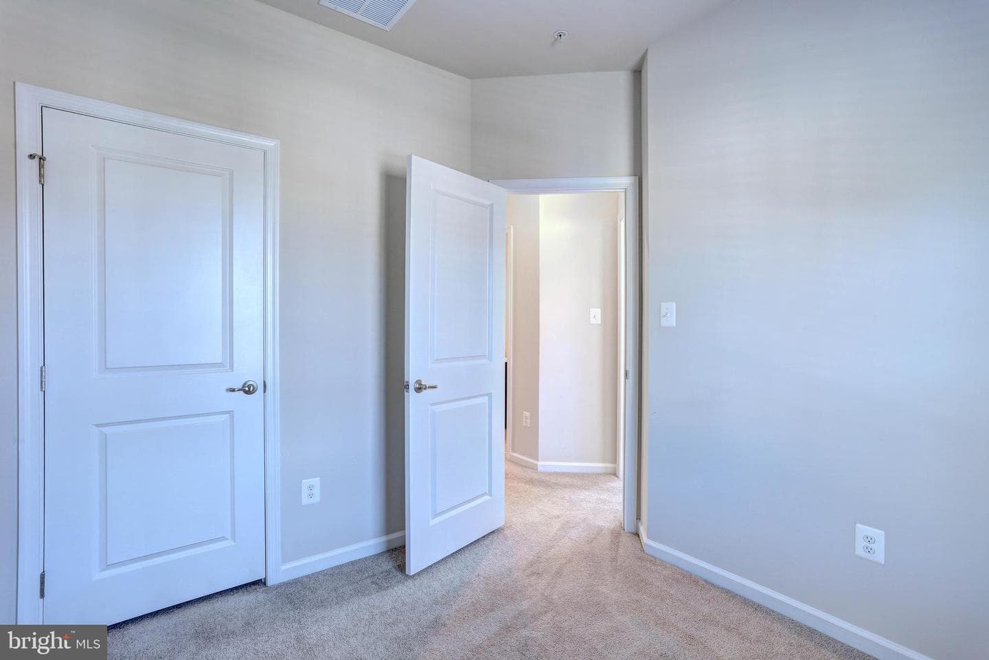 1811 Wind Gate Road photo 14