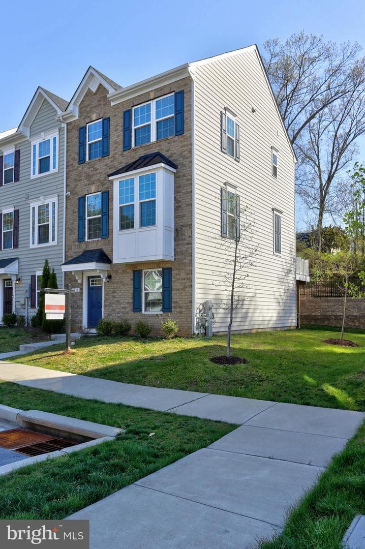1811 Wind Gate Road photo 25