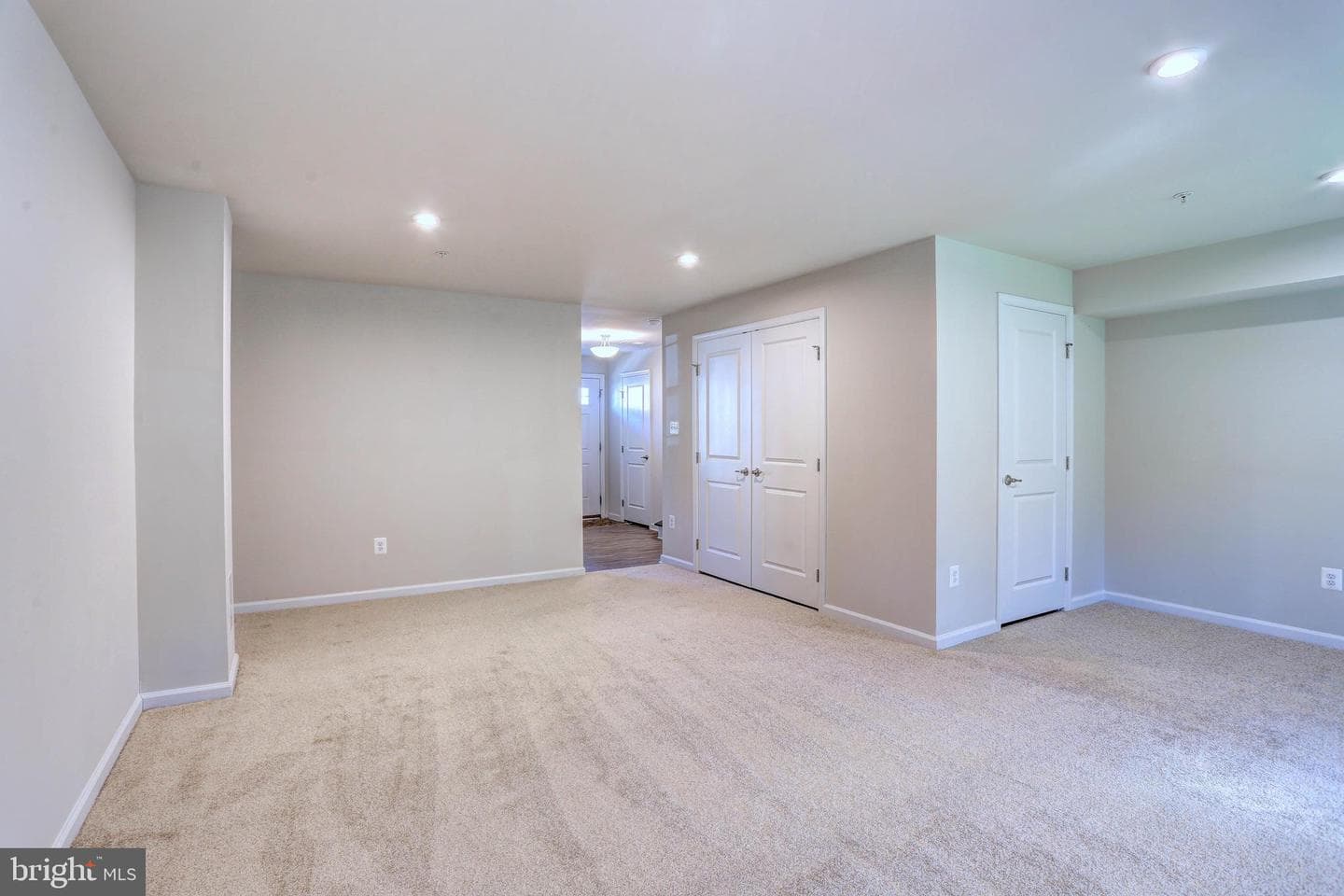 1811 Wind Gate Road photo 34