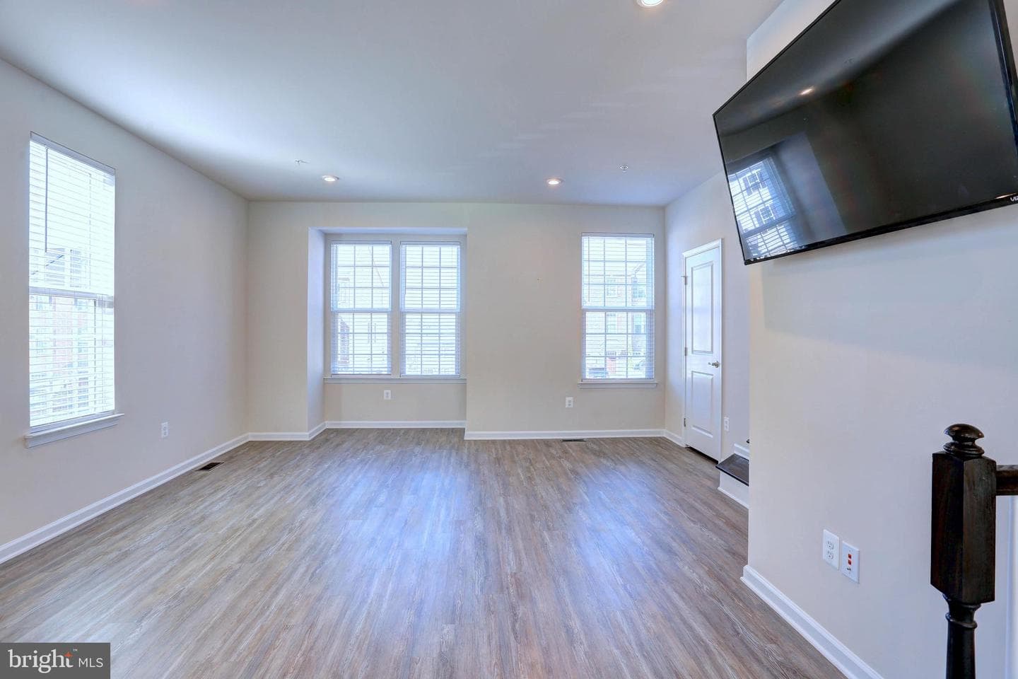1811 Wind Gate Road photo 5
