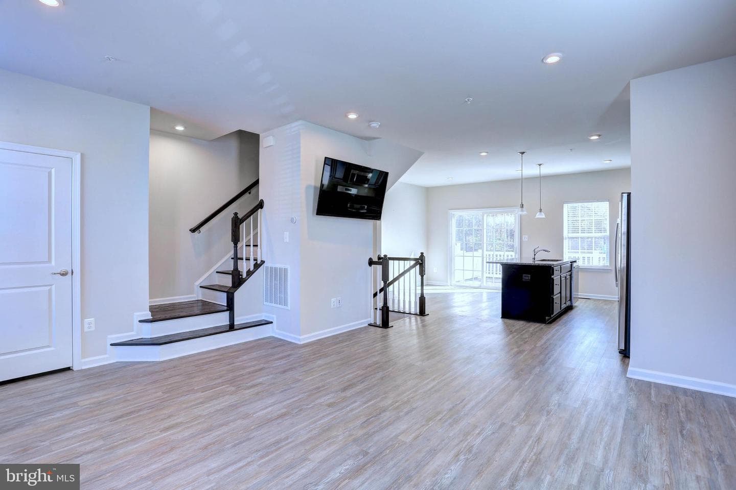 1811 Wind Gate Road photo 6