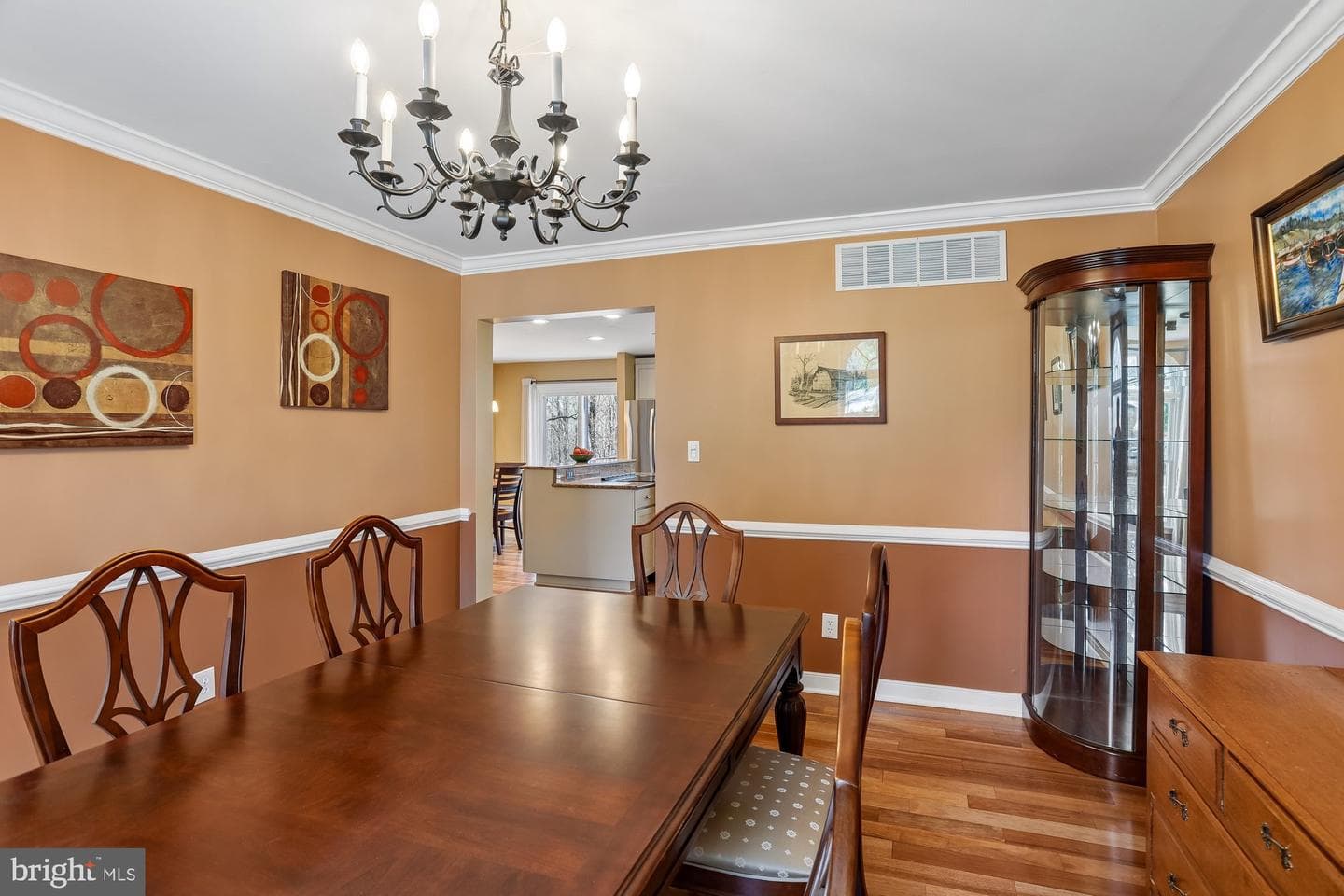 702 Falls Road photo 18