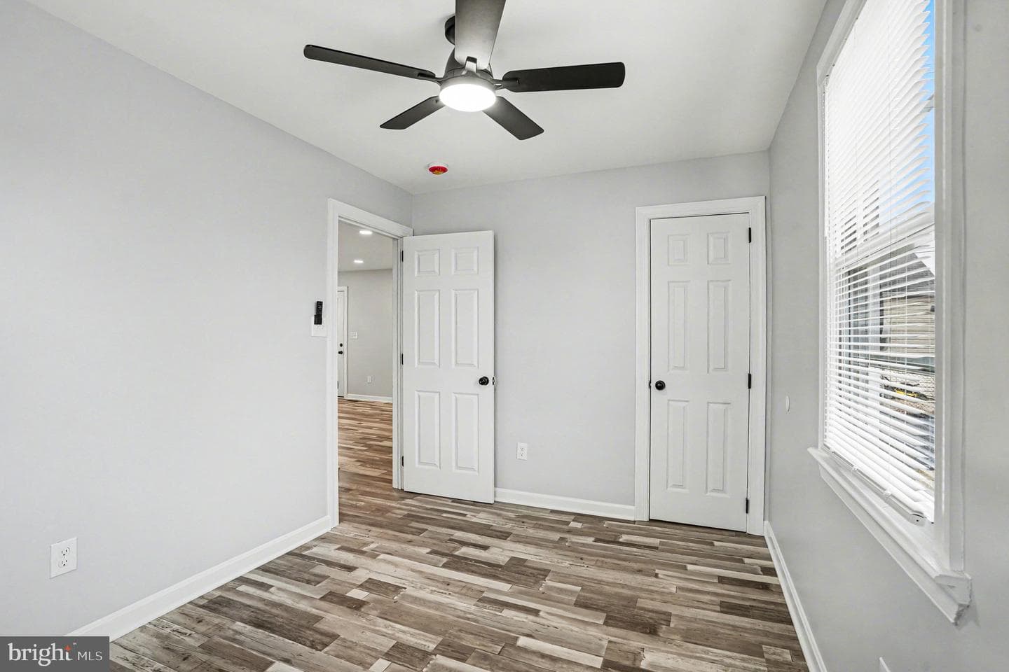 3129 Yorkway photo 15