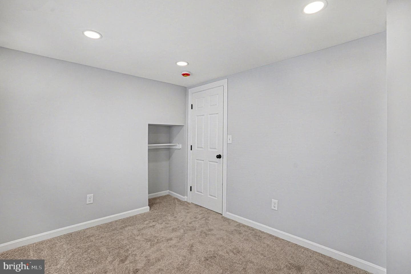 3129 Yorkway photo 24