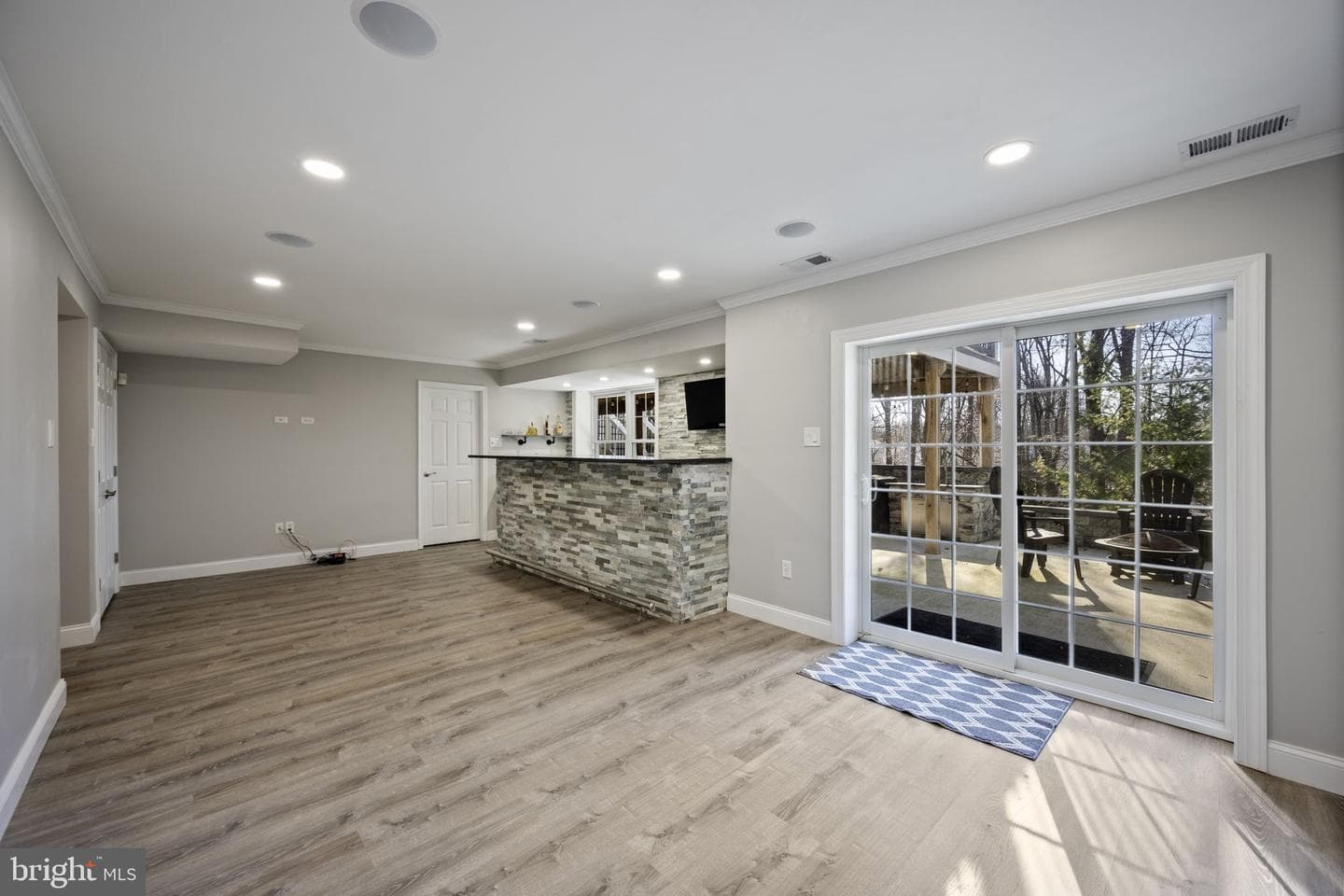 732 White Oaks Avenue photo 42