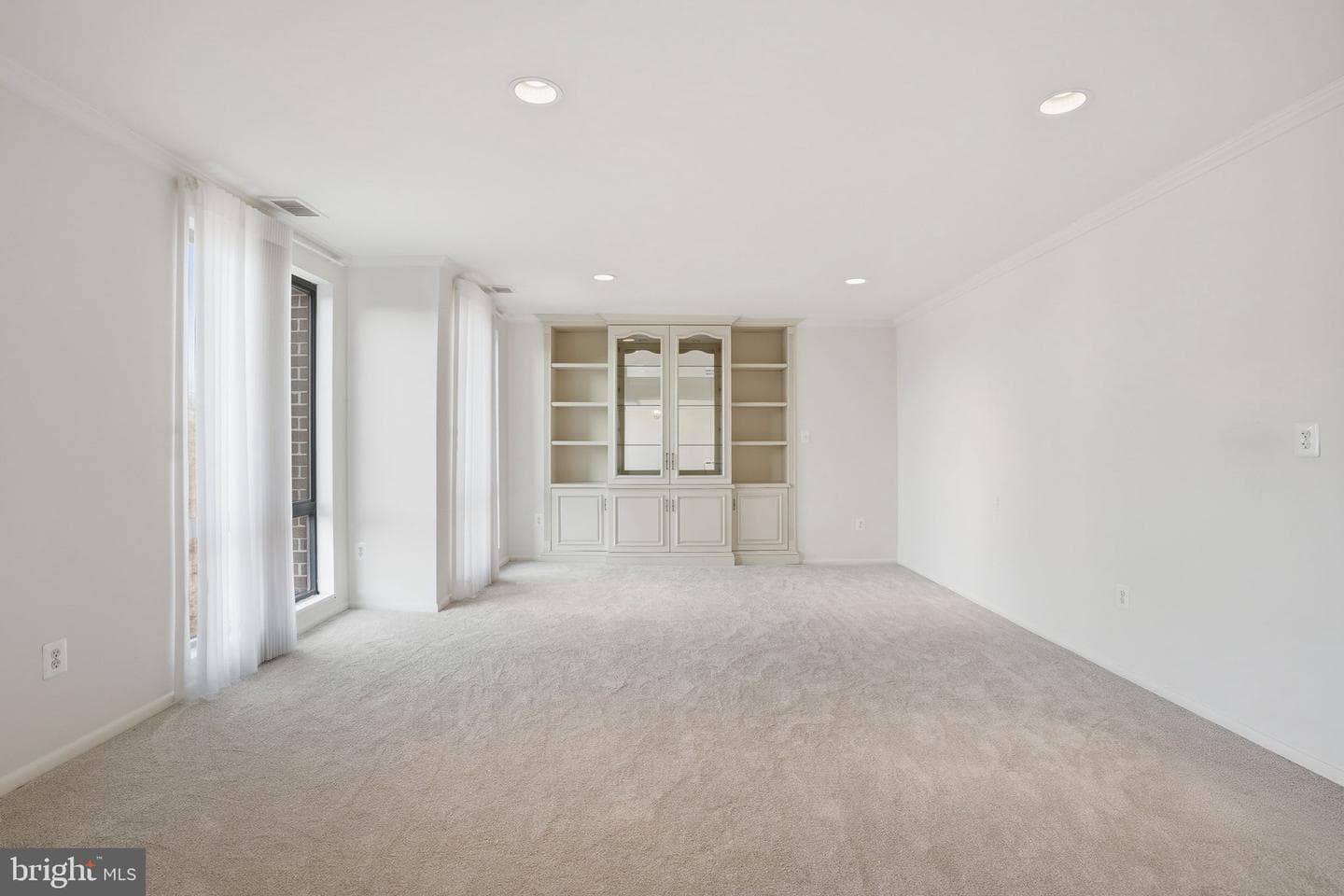7 Slade Avenue #717, Baltimore
