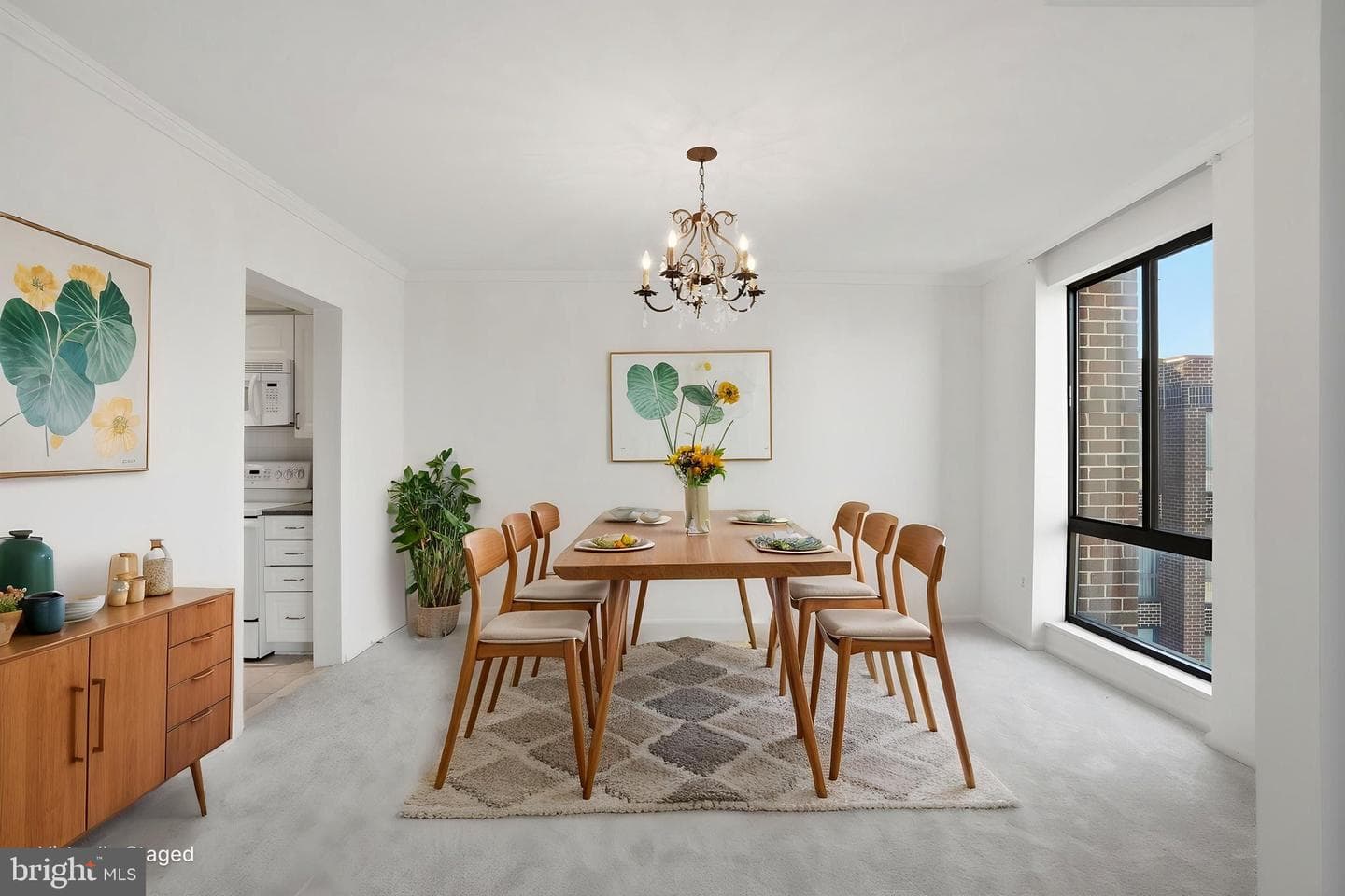 7 Slade Avenue #717 photo 3