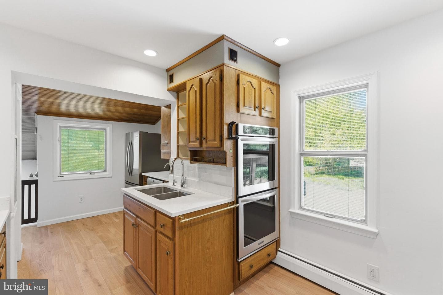 12230 Greenspring Avenue photo 10