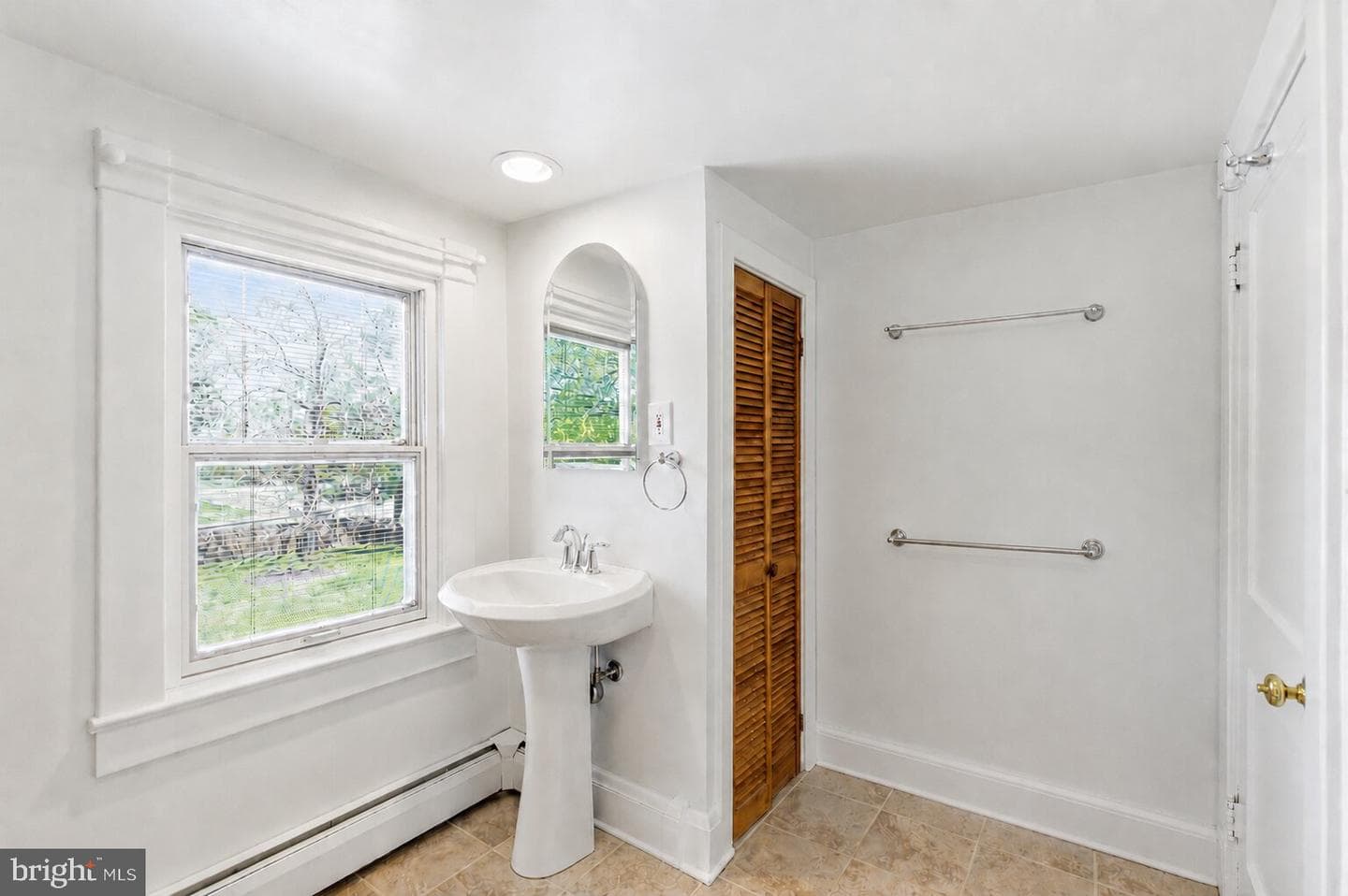 12230 Greenspring Avenue photo 20
