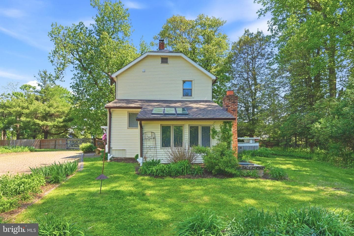 12230 Greenspring Avenue photo 25